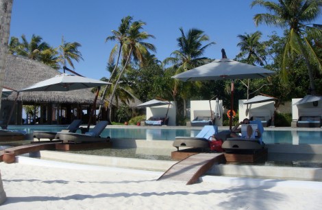 Maldives - The Constance Halaveli Pool